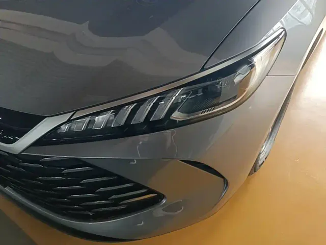 BYD Qin PLUS — Фото автомобиля 23