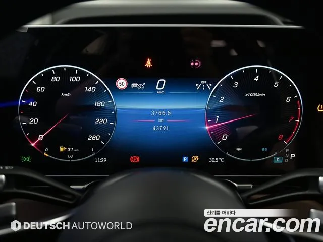 Mercedes-Benz S-Class — Фото автомобиля 8