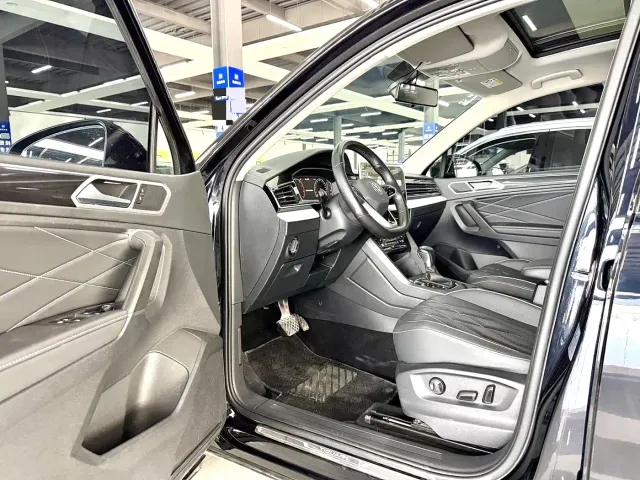 Volkswagen Tiguan L — Фото автомобиля 4