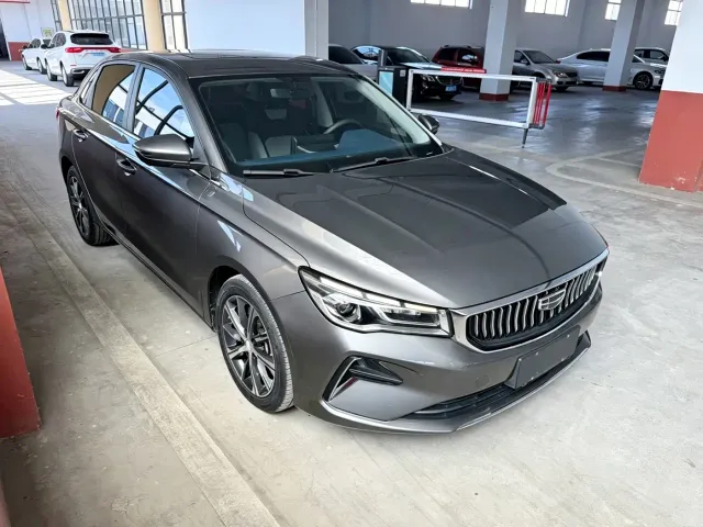 Geely Emgrand — Фото автомобиля 3