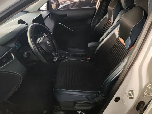 Toyota Corolla Cross — Фото автомобиля 14