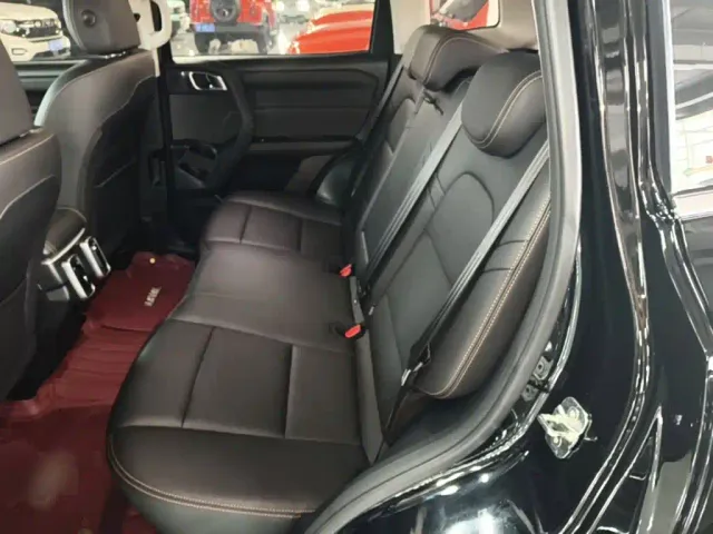 Haval Big Dog — Фото автомобиля 16