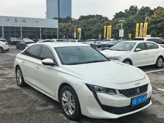 Peugeot 508 — Фото автомобиля 2
