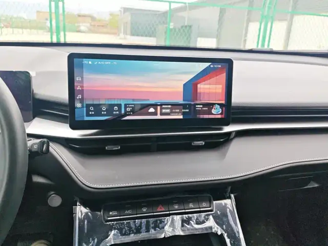 Haval H6 — Фото автомобиля 13