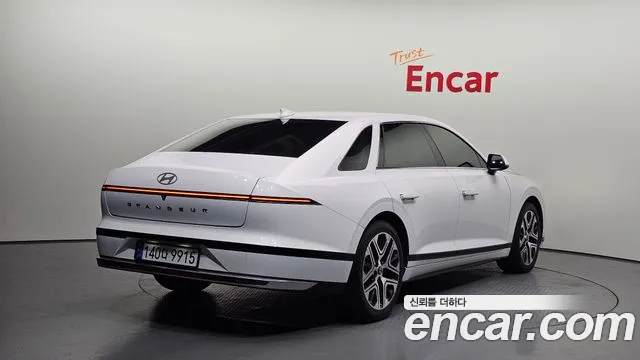 Hyundai Grandeur Grandeur (GN7) — Фото автомобиля 2
