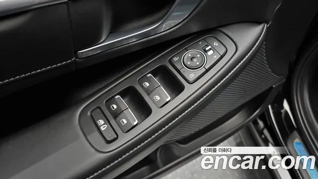 Hyundai Sonata — Фото автомобиля 17
