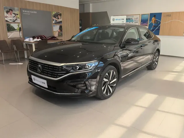 Фотография автомобиля — Volkswagen Passat
