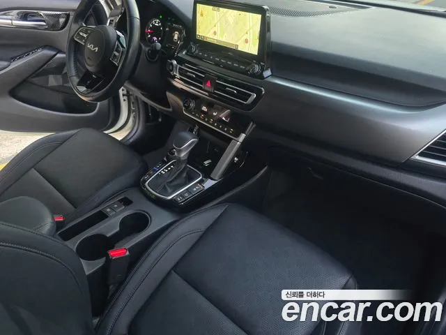 Kia Seltos — Фото автомобиля 16