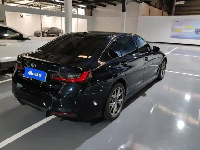 BMW i3 — Фото автомобиля 3