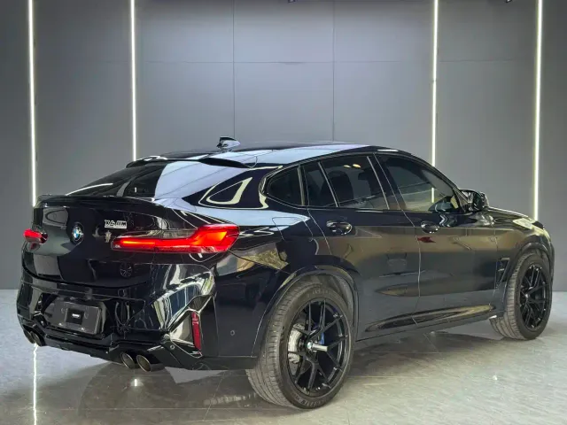 BMW X4 M — Фото автомобиля 8