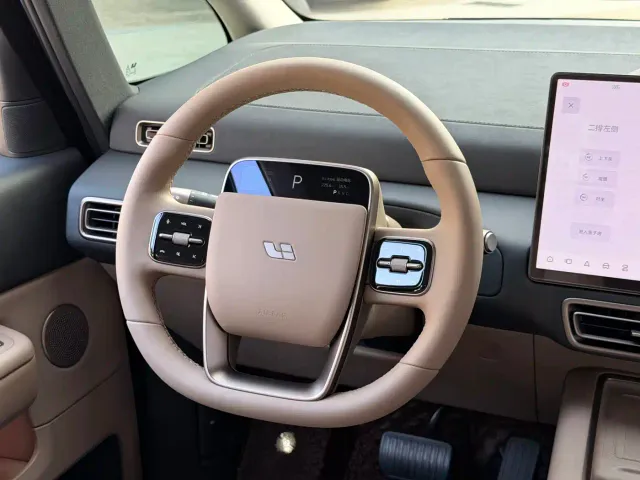 Li Auto MEGA — Фото автомобиля 23