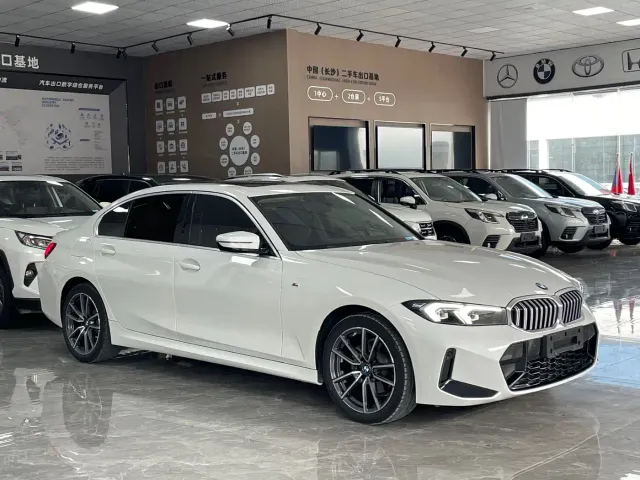 BMW 3 Series — Фото автомобиля 3