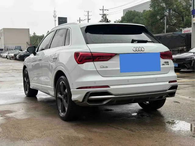 Audi Q3 — Фото автомобиля 9