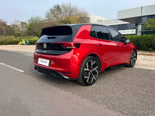Volkswagen ID.3 — Фото автомобиля 4