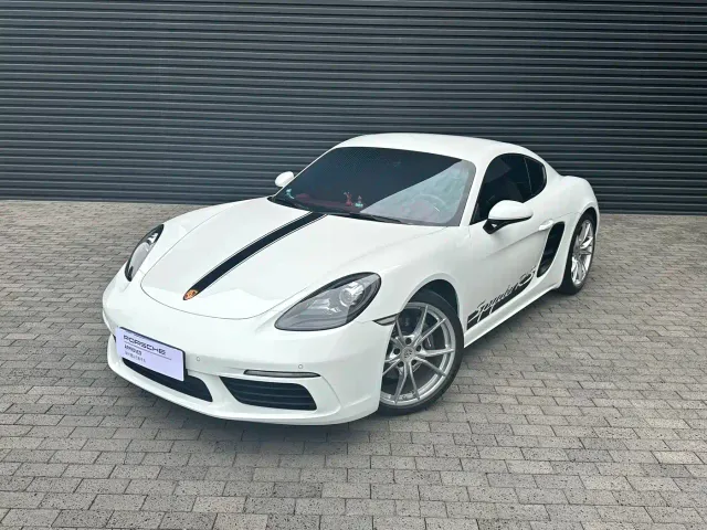Porsche 718 — Фото автомобиля 4
