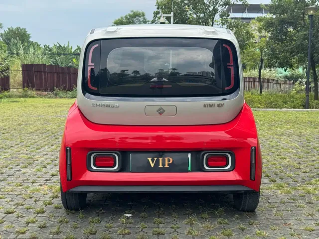 Baojun KiWi EV — Фото автомобиля 5