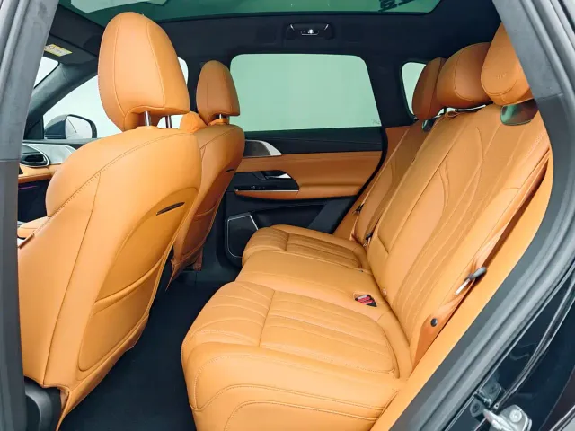 Xpeng G9 — Фото автомобиля 5