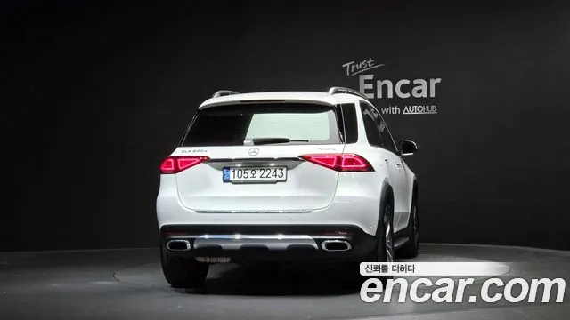 Mercedes-Benz GLE-Class — Фото автомобиля 4