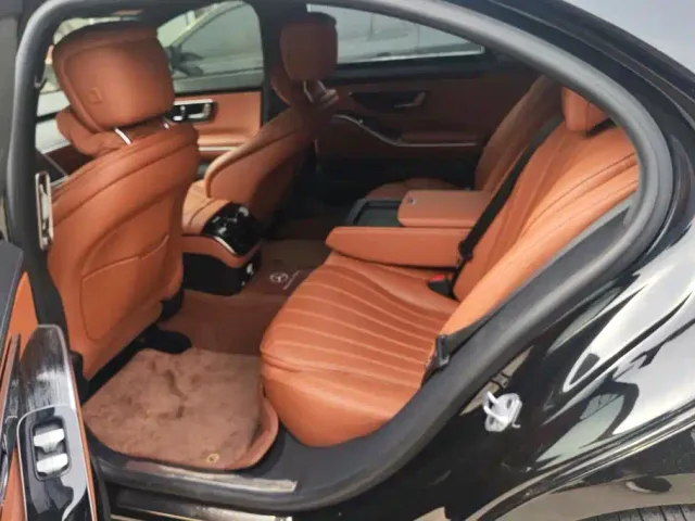 Mercedes-Benz S-Class — Фото автомобиля 11