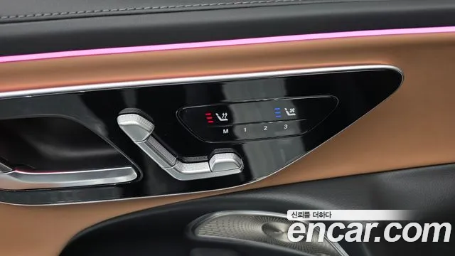 Mercedes-Benz E-Class — Фото автомобиля 25