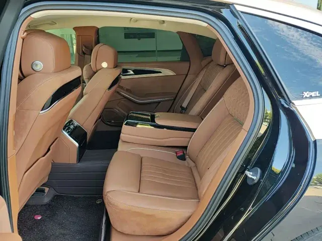 Hongqi H9 — Фото автомобиля 16