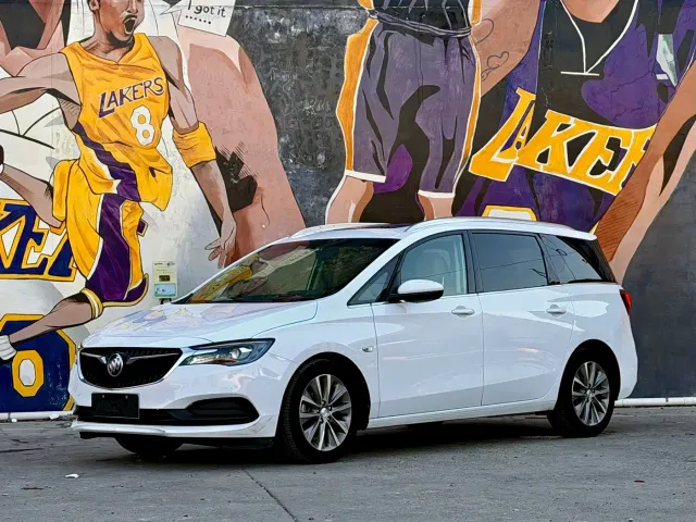 Фотография автомобиля — Buick GL6