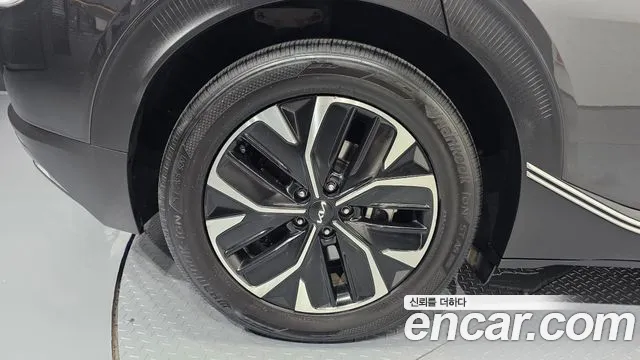 Kia EV6 — Фото автомобиля 5