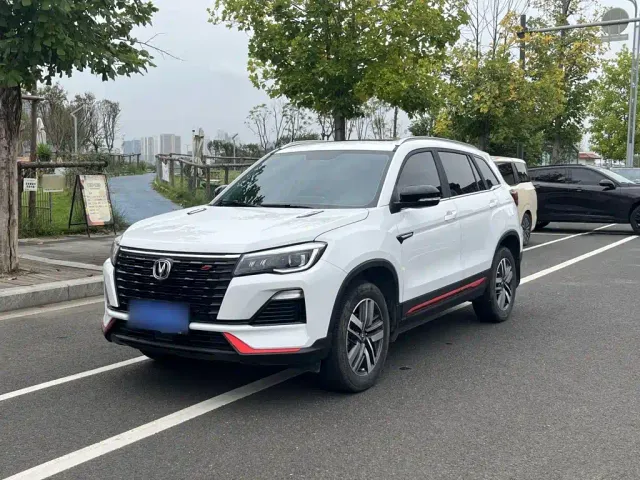 Фотография автомобиля — Changan CS75