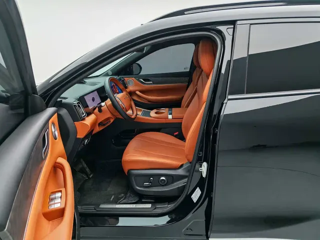 Exeed Starway E05 — Фото автомобиля 13