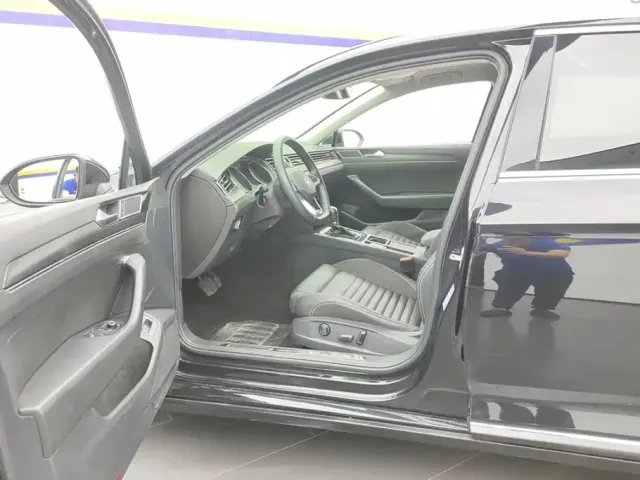 Volkswagen Magotan 2020 280TSI DSG Leading — Фото автомобиля 9