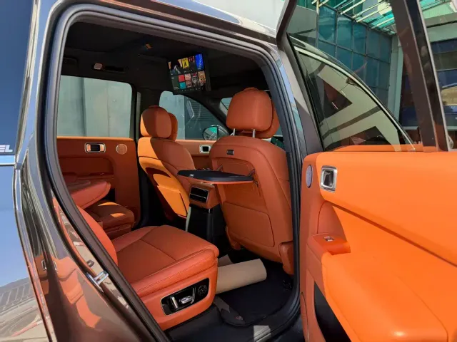 Li Auto L9 — Фото автомобиля 8