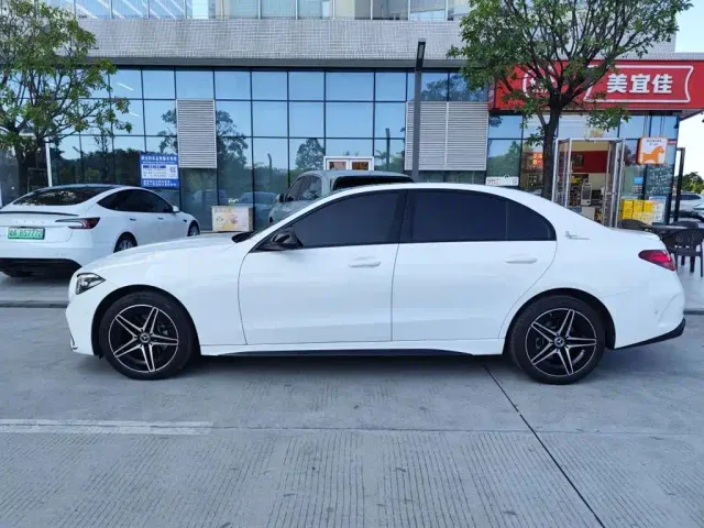 Mercedes-Benz C-Class — Фото автомобиля 7