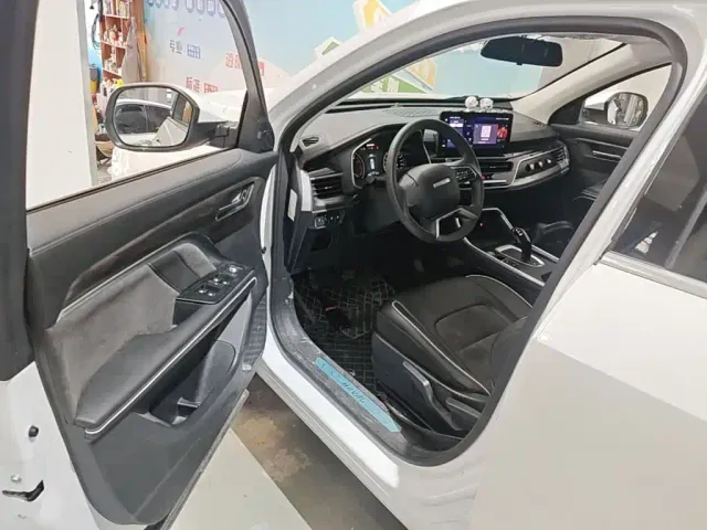 Haval H6 — Фото автомобиля 15
