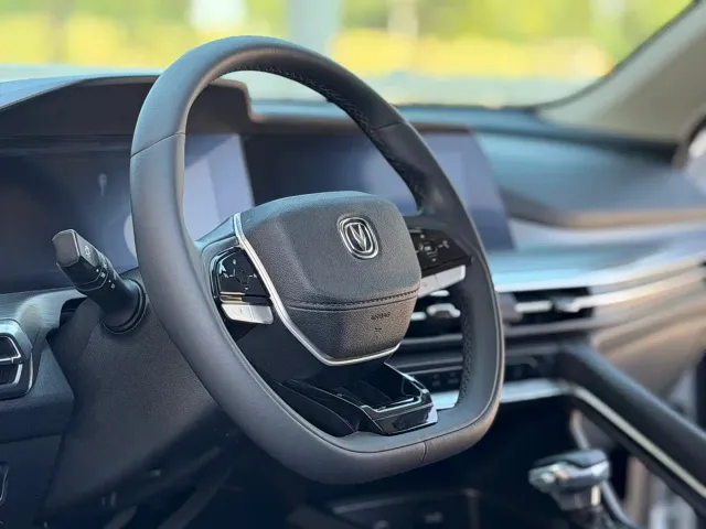 Changan CS35 Plus — Фото автомобиля 4