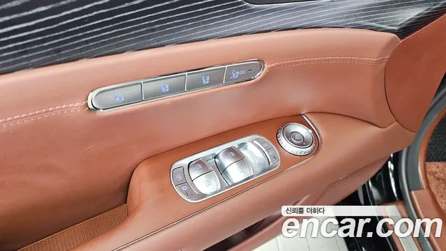 Genesis G90 Бензин 3.5 турбо AWD — Фото автомобиля 28