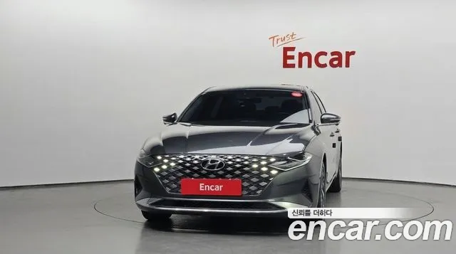 Hyundai Grandeur (New) Hybrid — Фото автомобиля 3