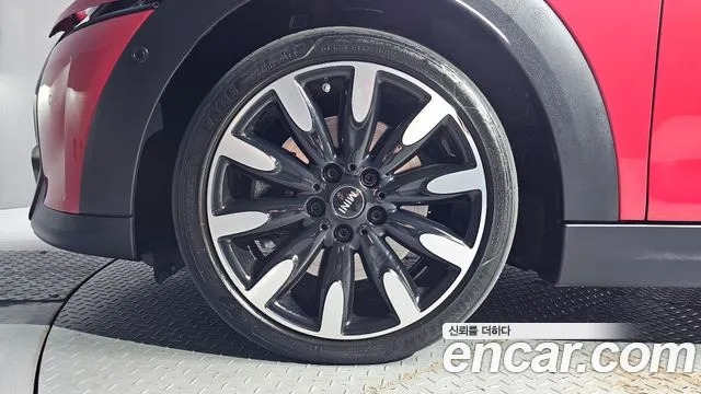 MINI Cooper — Фото автомобиля 5