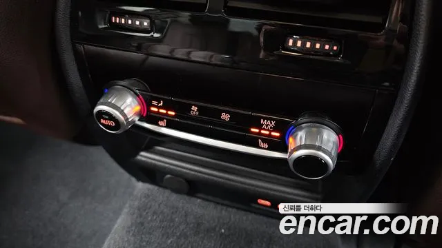 BMW 5-Series 5 серия (G30) 530i xDrive Luxury — Фото автомобиля 19