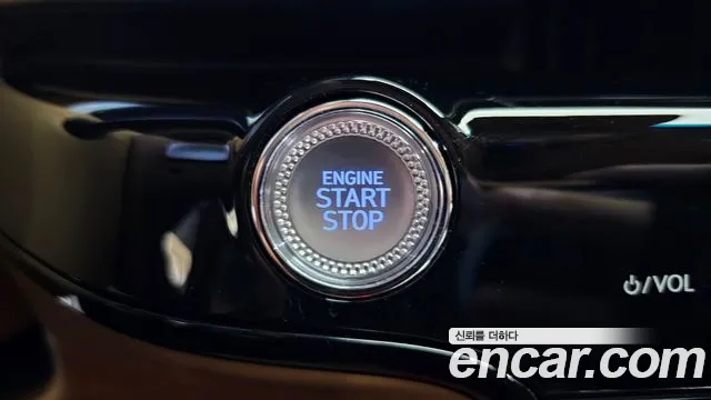 Genesis G80 Бензин 2.5 турбо AWD — Фото автомобиля 25
