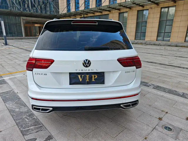 Volkswagen Tiguan L — Фото автомобиля 5