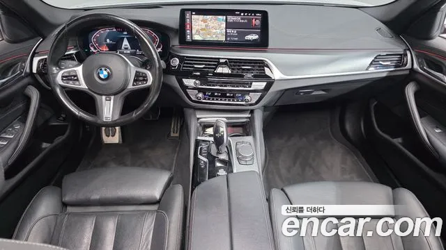 BMW 5 Series G30 — Фото автомобиля 10