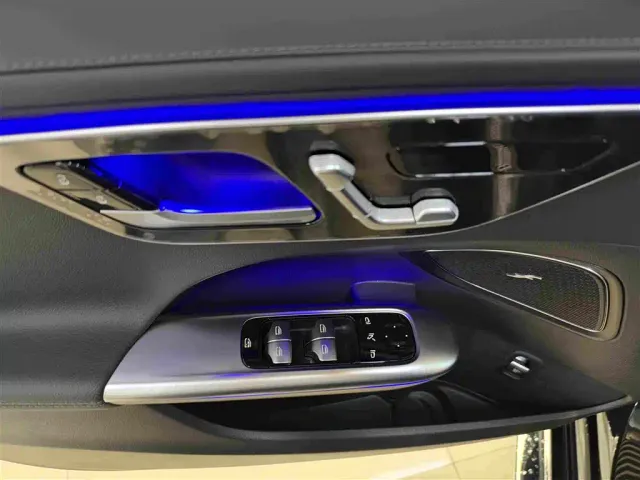 Mercedes-Benz C-Class — Фото автомобиля 13