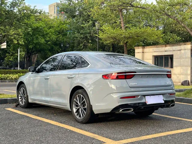 Geely Xingrui — Фото автомобиля 4