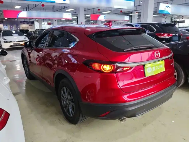 Mazda CX-4 — Фото автомобиля 4