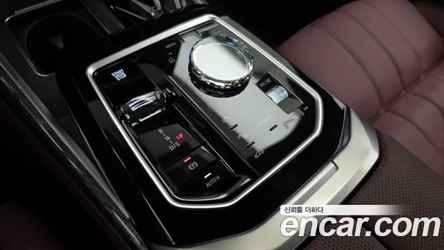 BMW 7-Series 7 серия (G70) 740i xDrive M Sport Limited — Фото автомобиля 9