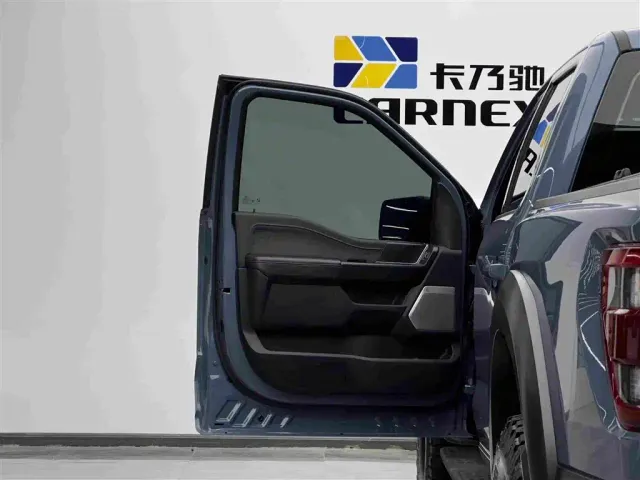 Ford F-150 Raptor — Фото автомобиля 7