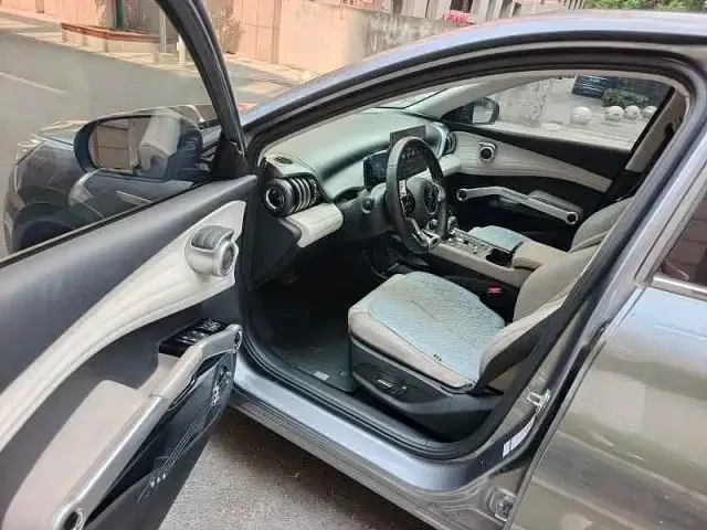 BYD Yuan PLUS — Фото автомобиля 7