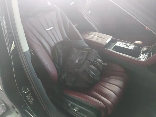 Hongqi H5 — Фото автомобиля 24