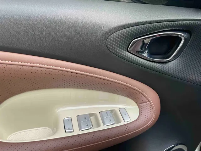 Wuling Bingo — Фото автомобиля 18