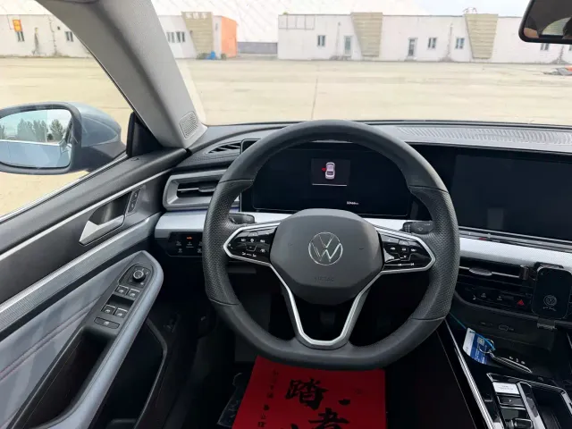 Volkswagen Lamando — Фото автомобиля 10